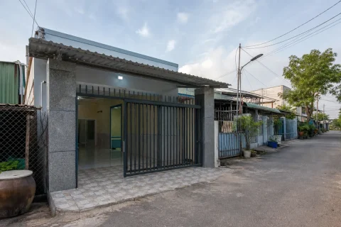 Bán nhà phố Thị trấn Mộc Hóa