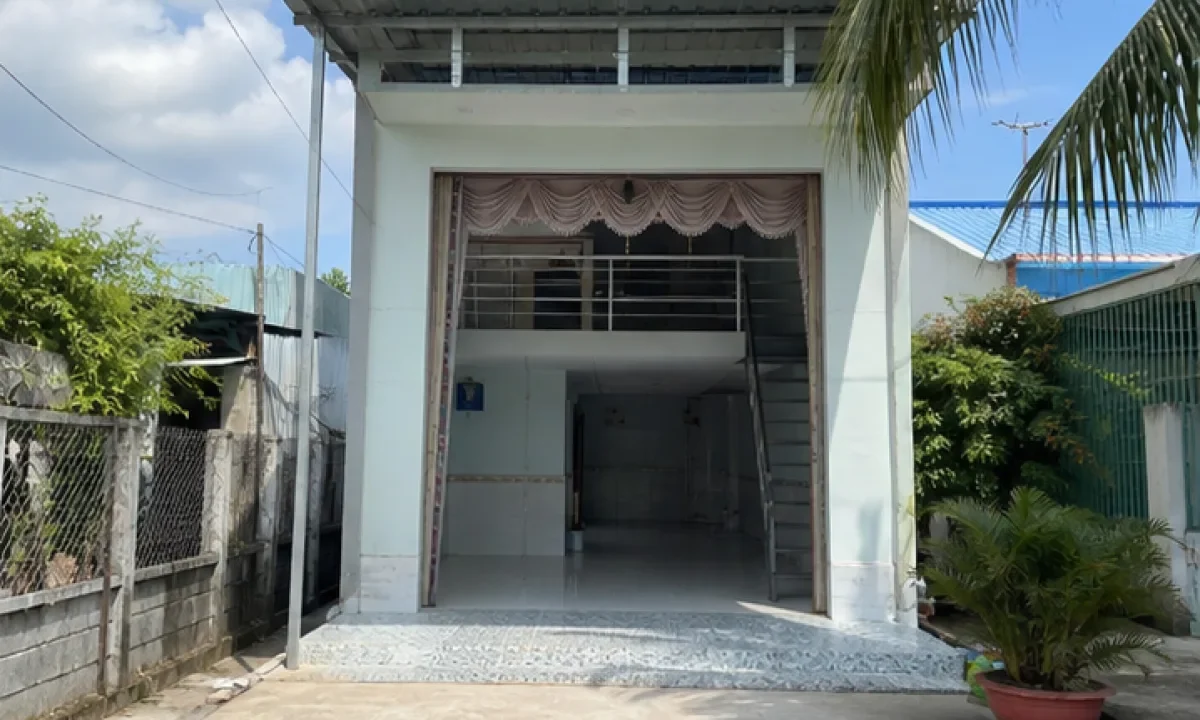 Cho thuê nhà phố mặt tiền Xã Tân Hưng, Tân Hưng