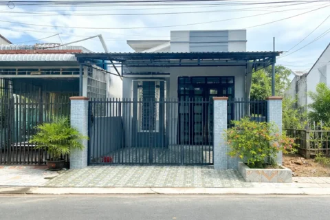 Bán nhà phố mặt tiền Xã Nhơn Ninh, Tân Thạnh