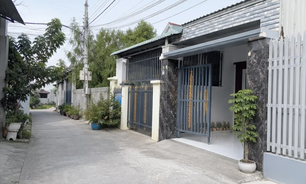 Cho thuê nhà phố mặt tiền Xã Khánh Hưng, Vĩnh Hưng