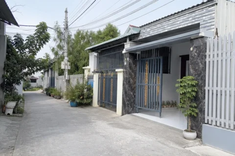 Cho thuê nhà phố mặt tiền Xã Khánh Hưng, Vĩnh Hưng