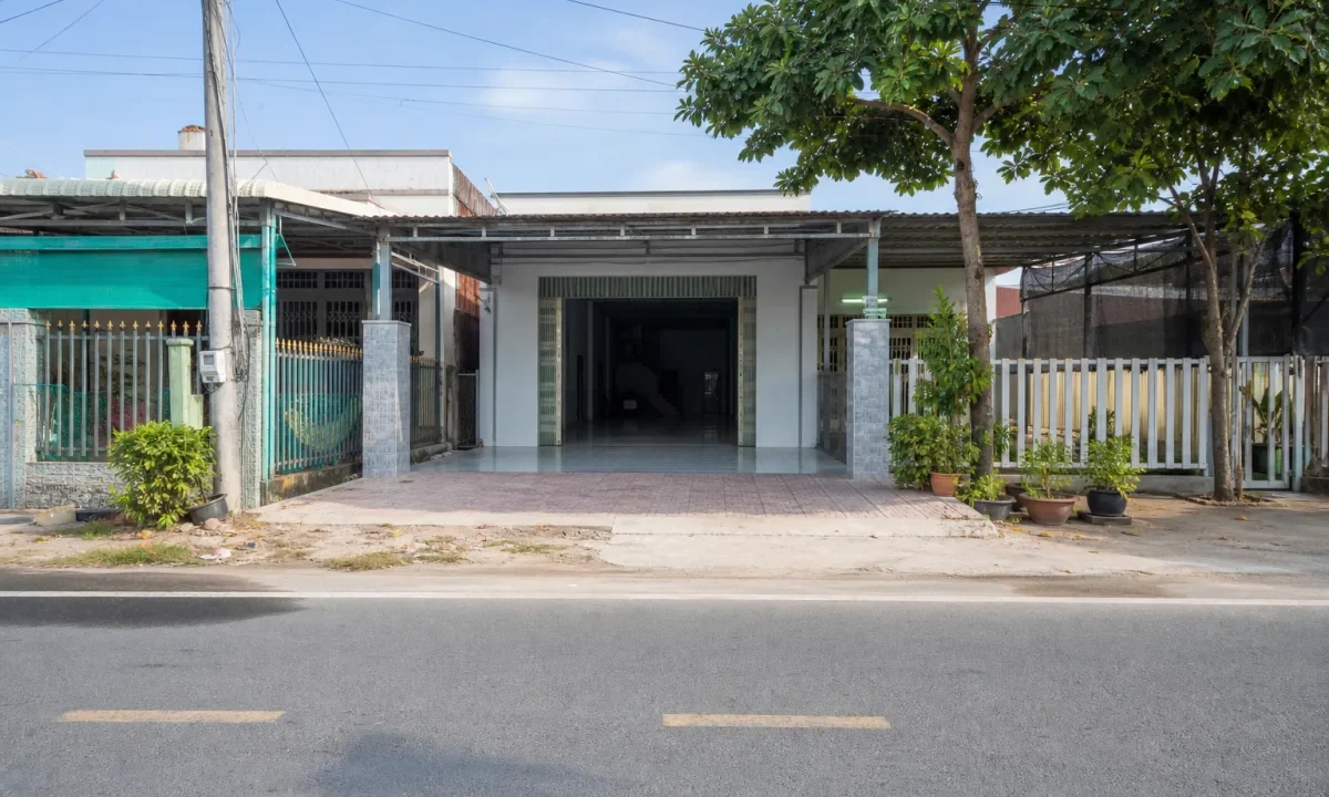 Cho thuê nhà phố mặt tiền Xã Mỹ Quý, Đức Huệ